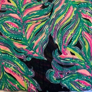 Women’s infinity scarf (Lily Pulitzer)